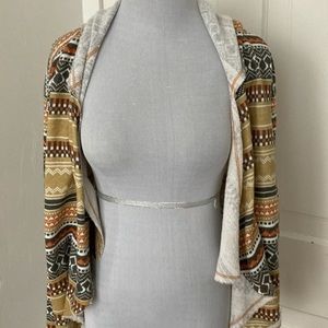 Kina long sleeve waterfall shirt with hood, medium